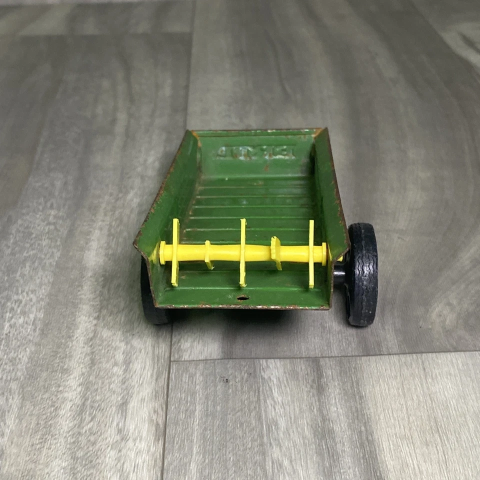 Vintage Ertl Toy Green Farm Trailer Replacement Tin - Image 4 of 4