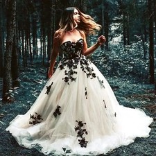 Black White Wedding Dress Lace Appliques Sweetheart Gothic Bridal Court Train