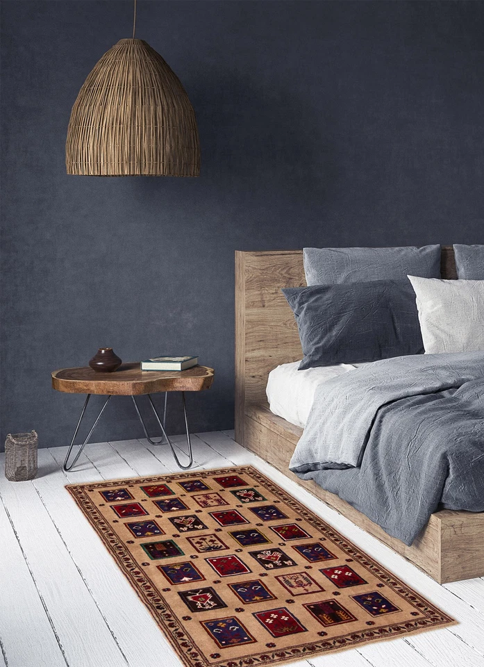 Alfombra tradicional de lana oriental de 3'0" x 4'9" vintage anudada a mano Foto 2 de 4