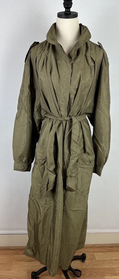 Casaco maxi vintage anos 90 DONCASTER náilon M muito relaxado marrom oliva minimalista
