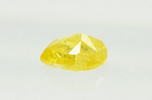Loose Pear Shape Diamond Natural Fancy Yellow Color Real 0.67 Carat I1 Certified - Picture 4 of 7