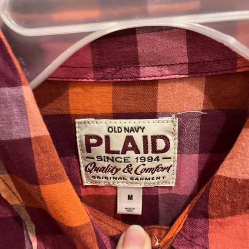 OLD NAVY plaid top WOMENS size medium EUC - Picture 3 of 4