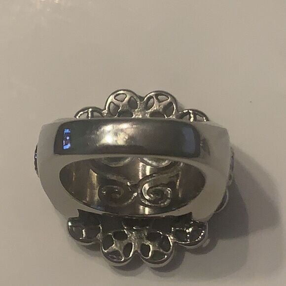 Large Statement Silver Flower Ring Size 7 - image 4