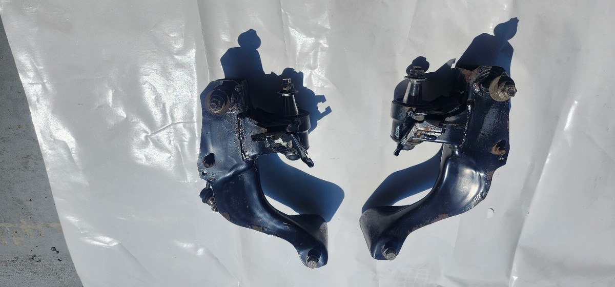 じょん Nissan 300ZX Z32 Front Kingpin Arm J-Arms | Genuine OEM | Steel