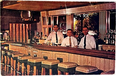 Friendly Grill and Lounge, Jamestown, New York, vintage post card