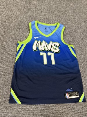 Dallas Mavericks Jersey Mens large 48 Blue NBA Basketball Luka