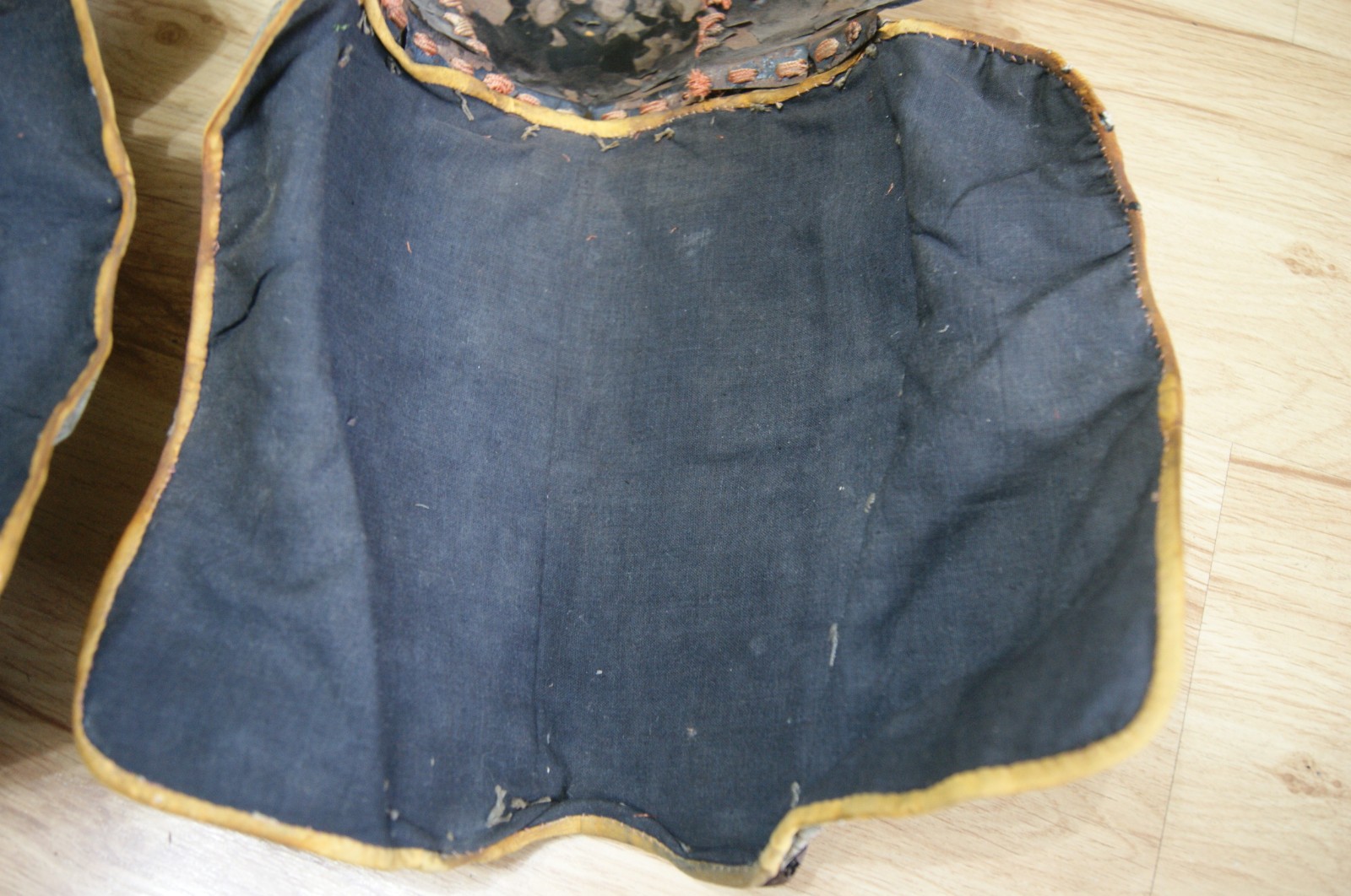 SUNEATE- Armor Japan Original Edo Yoroi Antiqu