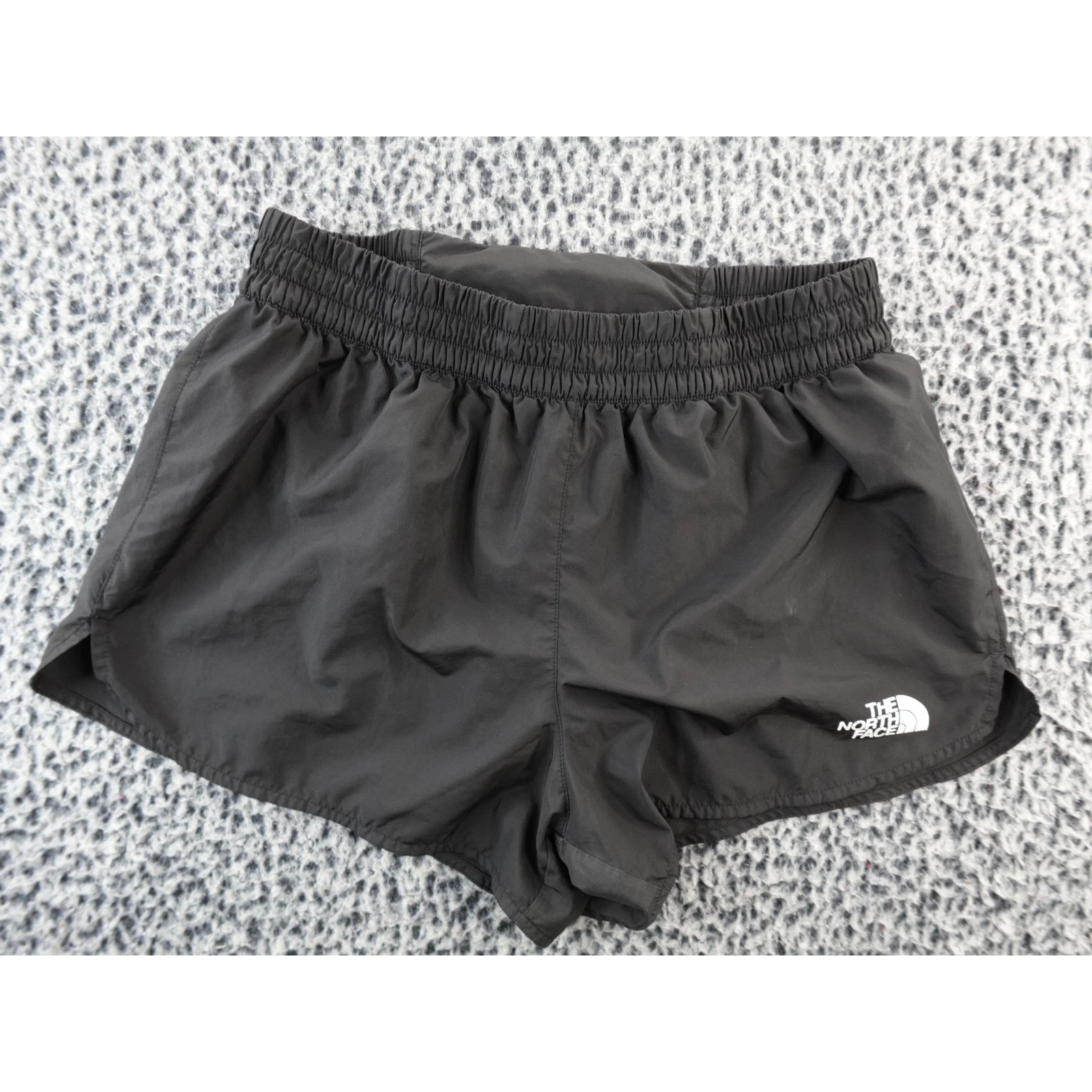 The North Face Womens Black Athletic Shorts Size M Elastic Waist Zipper Pocket