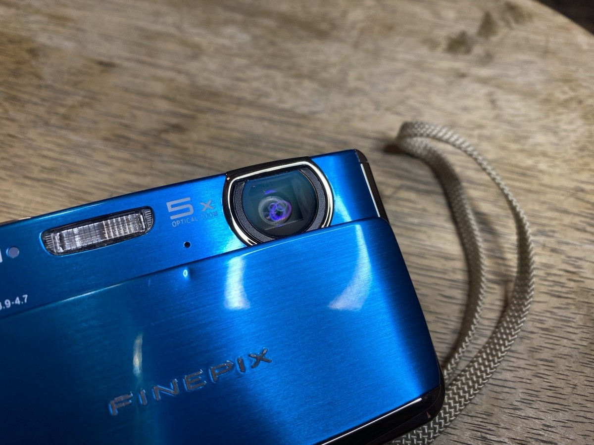 Fujifilm FinePix Z70 12 MP 5x Optical Zoom Digital Camera Tested
