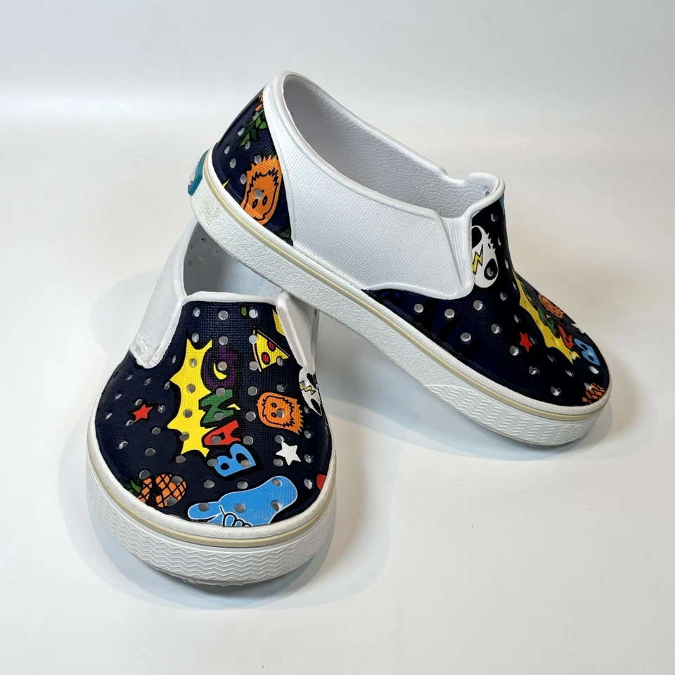 Sapatos aquáticos Native Miles desenho animado tamanho C7 infantil - Branco colorido - Imagem 3 de 4