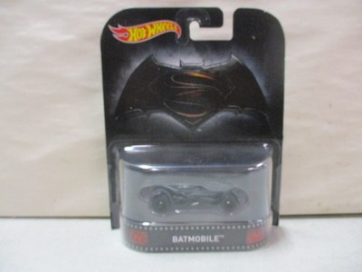 2015 Hot Wheels Retro Entertainment Batman v Superman Batmobile