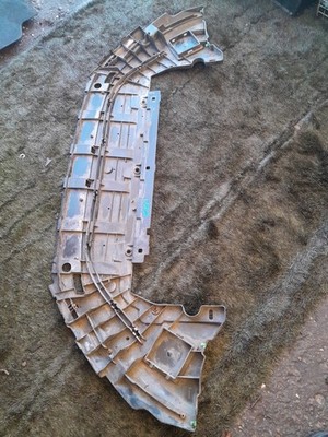 Volvo V40 Stoßstange vorne unter Ablage Träger Blende Original OEM 31455220 #14J