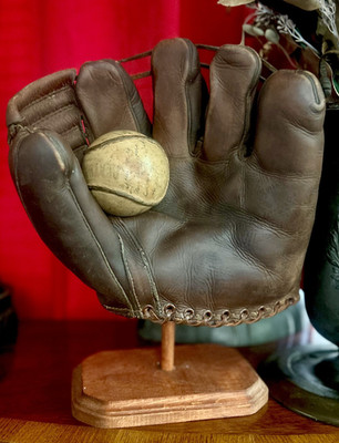 Vintage 1940's Nokona g47 Baseball Glove Mitt Rare Pinky Higgins Double Laced