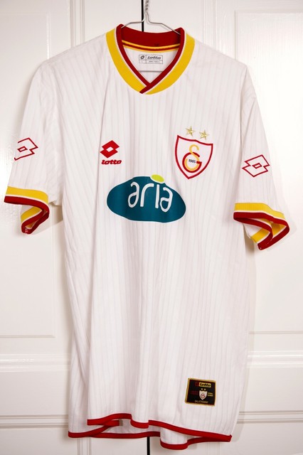 galatasaray goalkeeper jersey