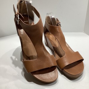 bridal wedge