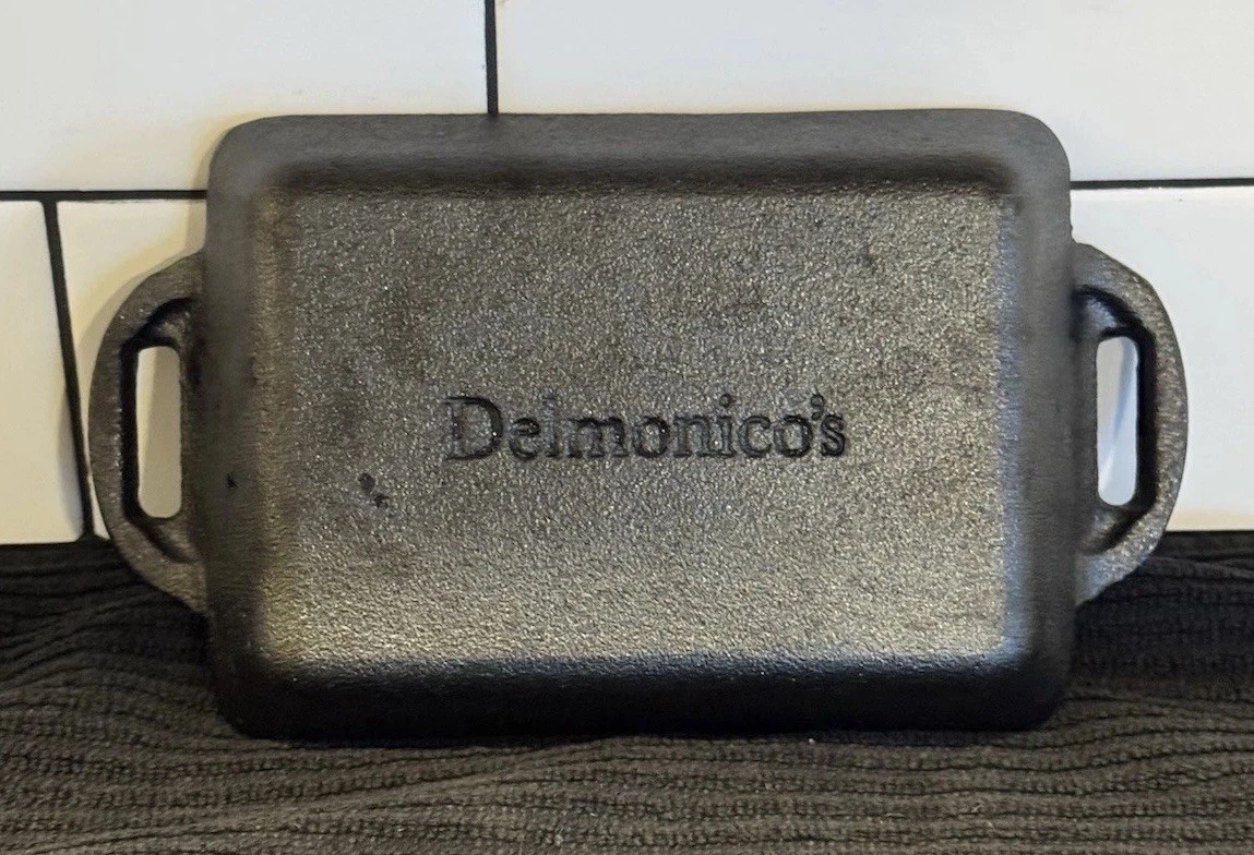 Vintage Delminicos Minneapolis NYC Mini Cast Iron Baking Pan Skillet Seasoned 6”