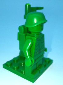 LEGO Toy Story &ndash; Green Army Man w/ Pack, Flag (toy001) Minifigure, 7595, 2010