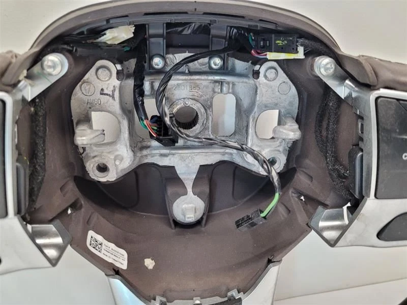 2018-2023 Chrysler Pacifica Steering Wheel Leather w Controls Black   - Image 4 of 4