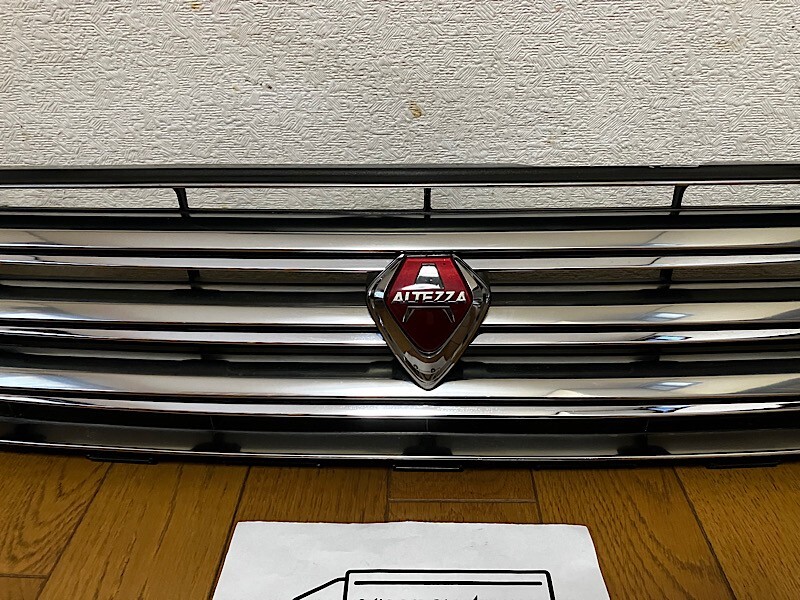 TOYOTA　Altezza フロントグリル JDM Toyota ALTEZZA SXE10 GXE10 Front Grill LEXUS Chrome OEM