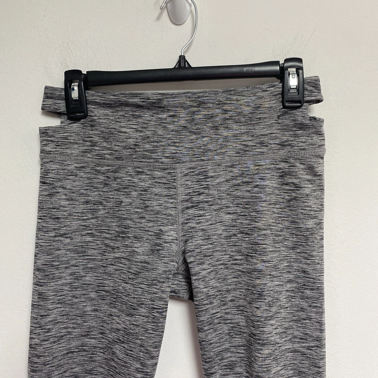 manuka cut out active leggings
