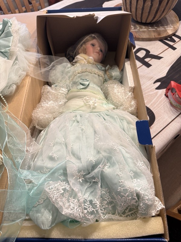 "JONETTE NICOLINA " FULL BODY PORCELAIN Doll by JANIS BERARD 27 inches