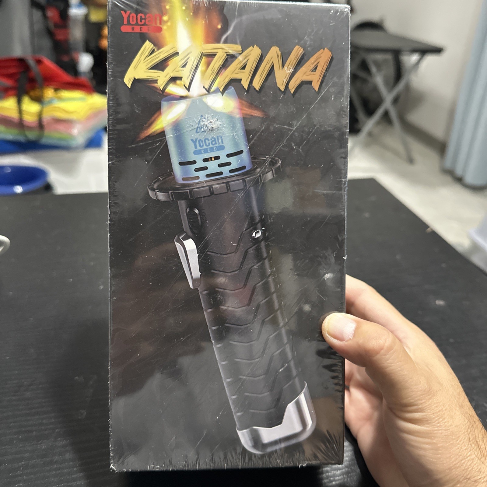 With Color Change In Temperature Ergonomic Grip