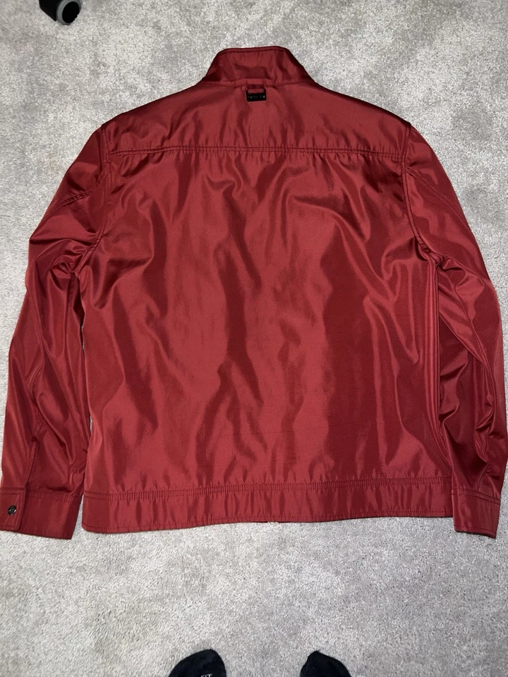 Chaqueta Michael Kors Roja 3 en 1 con Chaleco Extraíble, Bolsillos, Doble Cremallera Talla L Foto 2 de 4