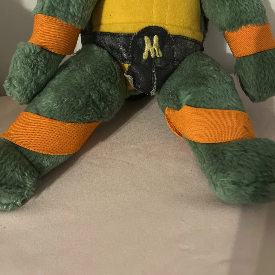 Vintage 1989 Playmates Teenage Mutant Ninja Turtles 14" Michelangelo Plush - Image 4 of 4