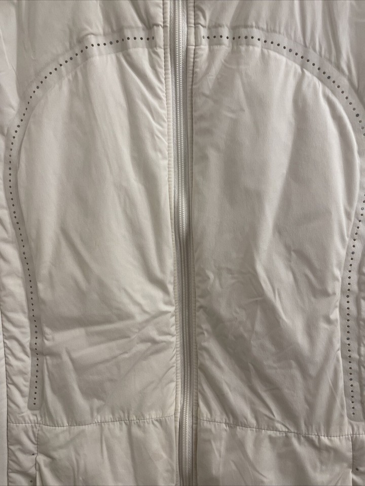 LULULEMON Run For Cold Vest Womens 6 White Lightweight Pockets Water