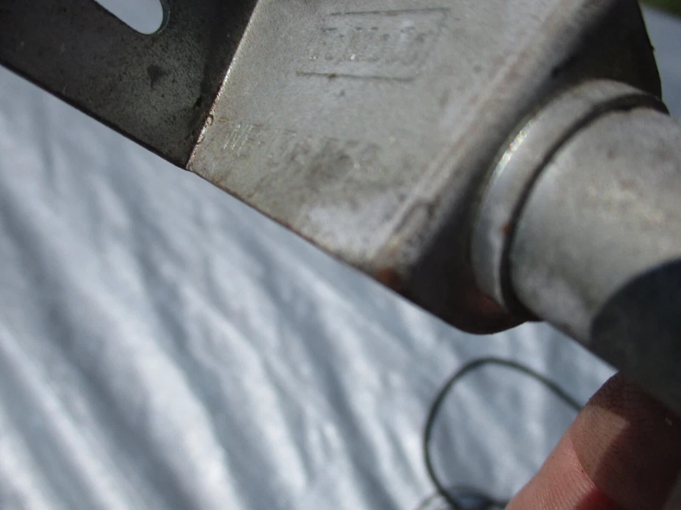 Mercury Cougar XR7 1967 1968 luz de maletero original de fábrica FOMOCO 67-68, ¿Mustang? Foto 3 de 3