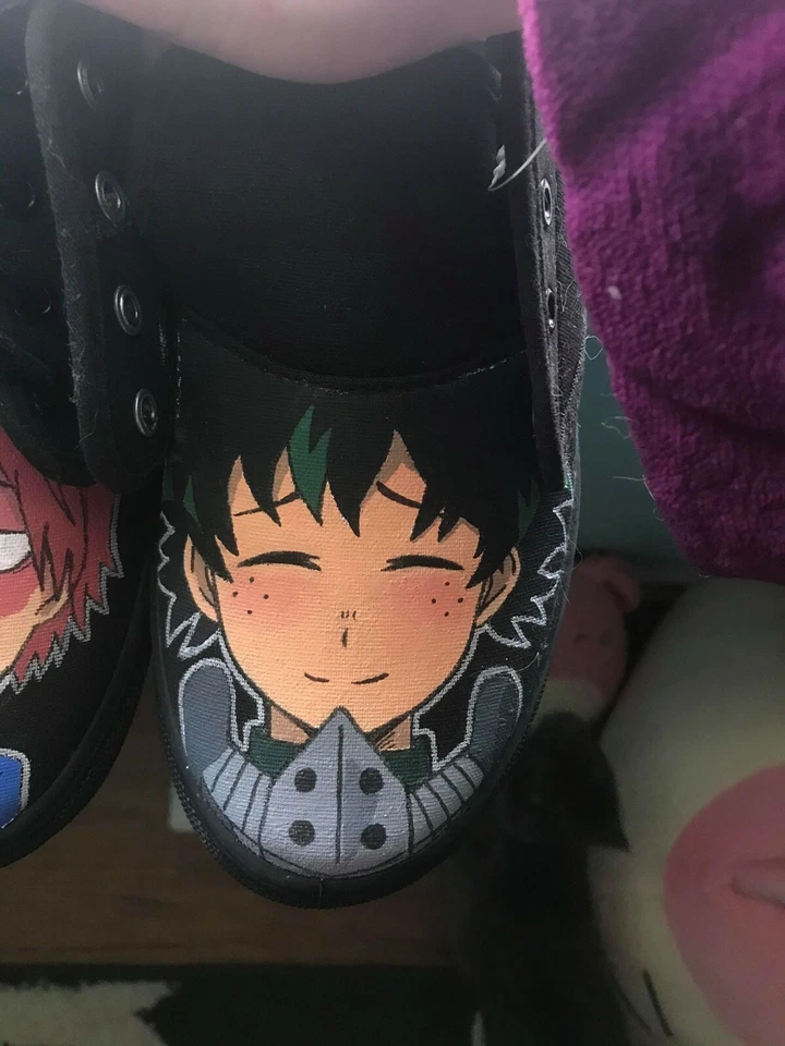 MEU HERÓI ACADEMIA ONE OF A KIND!! TÊNIS DE LONA PINTADO À MÃO.  - Imagem 4 de 4