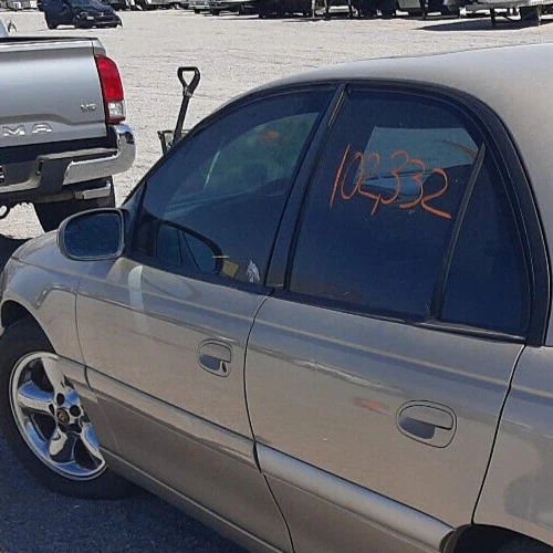 Cadillac Catera, 1997, 1998, 1999, 2000, 2001, Left Front Door Glass, Tinted - Image 2 of 4