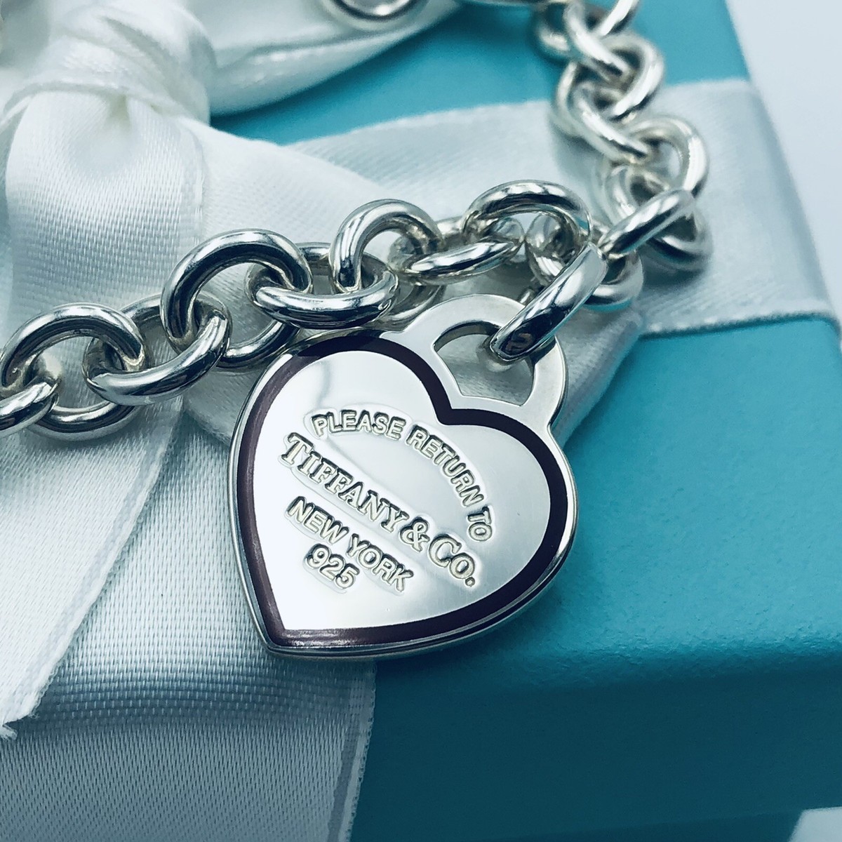 Tiffany & Co CUSTOM New York Heart ID Tag Apple Charm Bracelet 7.5