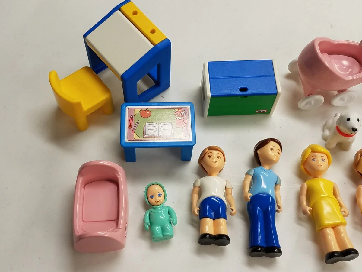 Little Tikes Dollhouse Family People Furniture Dog Lot of 14