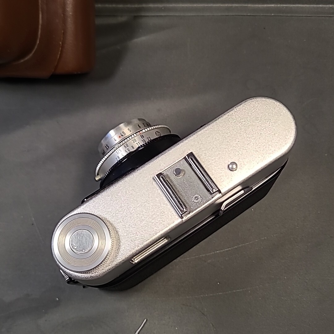 Voigtlander Vitoret Vintage 60's German 35mm Film Camera with