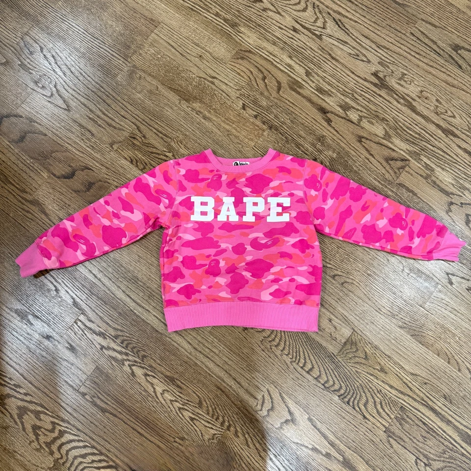 Bape A Bathing Ape Rosa Camuflaje Cuello Redondo Pullover Rosa Sudadera Para Mujer Talla Pequeña Foto 2 de 4
