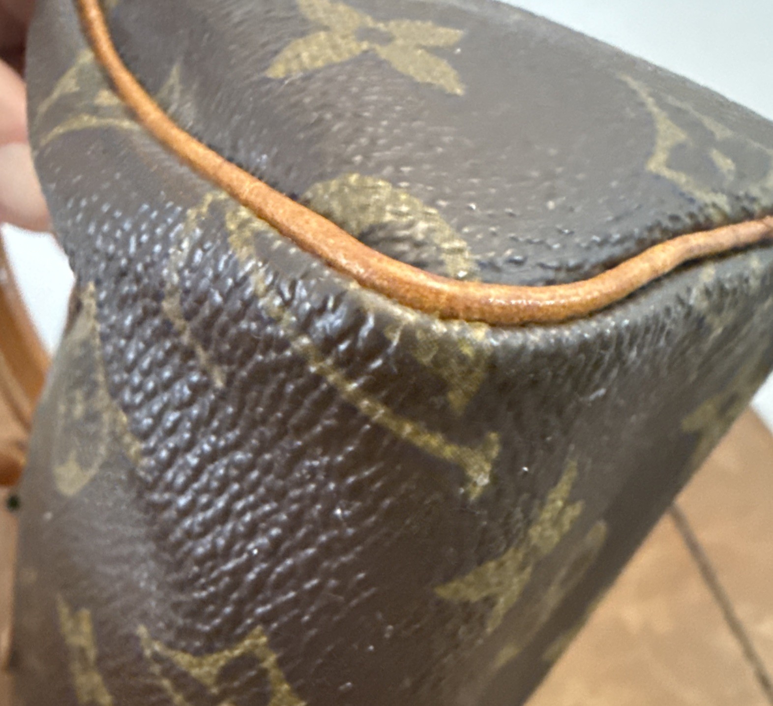 LOUIS VUITTON Authentic PRISTINE Perfect Mini Sac… - image 16