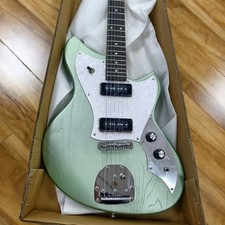 US Custom Vintage-Inspired Offset Electric Guitar Sage Green Chrome Hardware