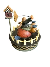 Williraye Studio Ladybug Dreams Revolving Music Box It’s A Small World,Sunflower