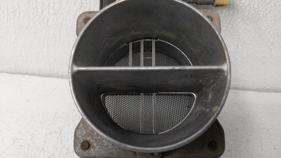 Medidor de flujo de aire másico Isuzu Trooper 1998-2002 Maf 151647 Foto 4 de 4