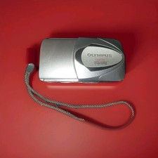 Olympus CAMEDIA D-580 Zoom 4MP Digital Camera with 3x Optical Zoom