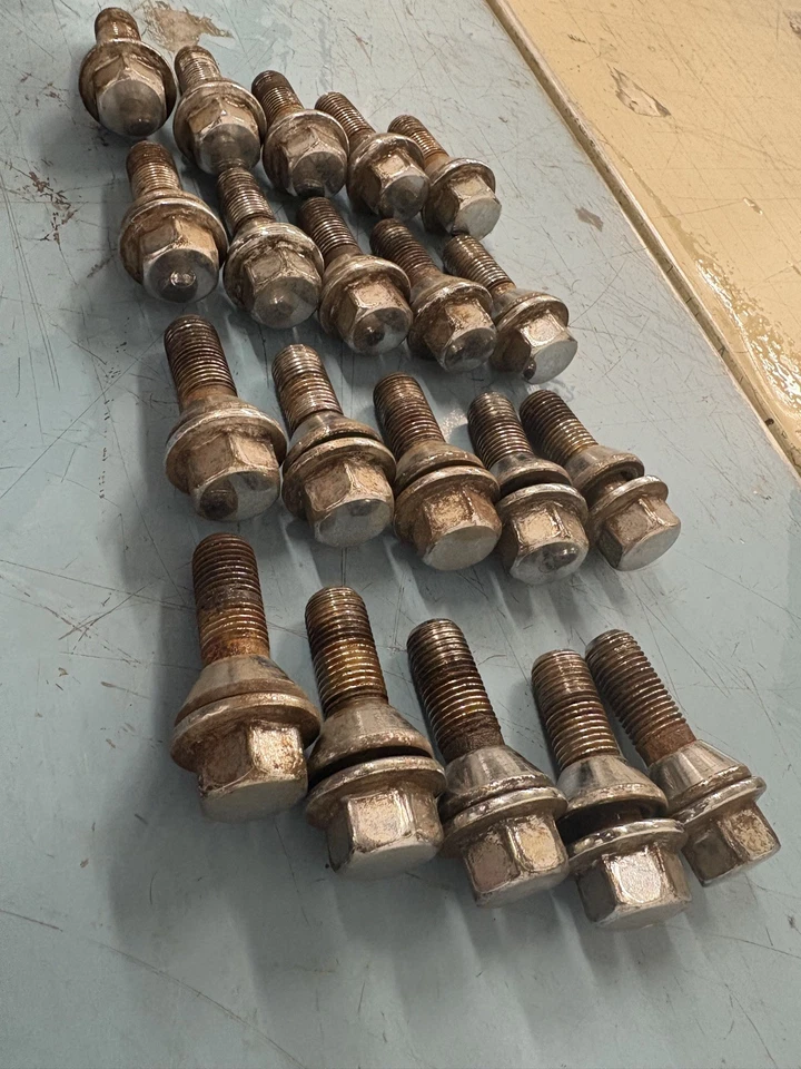 Volvo XC70 XC90 XC60 S80 S60 V60 V70 Wheel Lug Bolt 20 Pack Used OEM 31362432 - Image 2 of 2