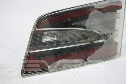 Luz trasera puerta levadiza derecha fabricante de equipos originales Tesla modelo S 2012-2016 6005924-00-D - Imagen 2 de 5