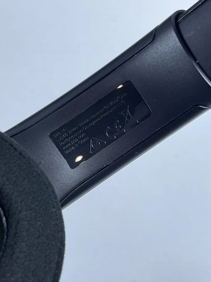 Auriculares para juegos PDP LVL40 con cable Xbox One 048-141 Foto 3 de 4