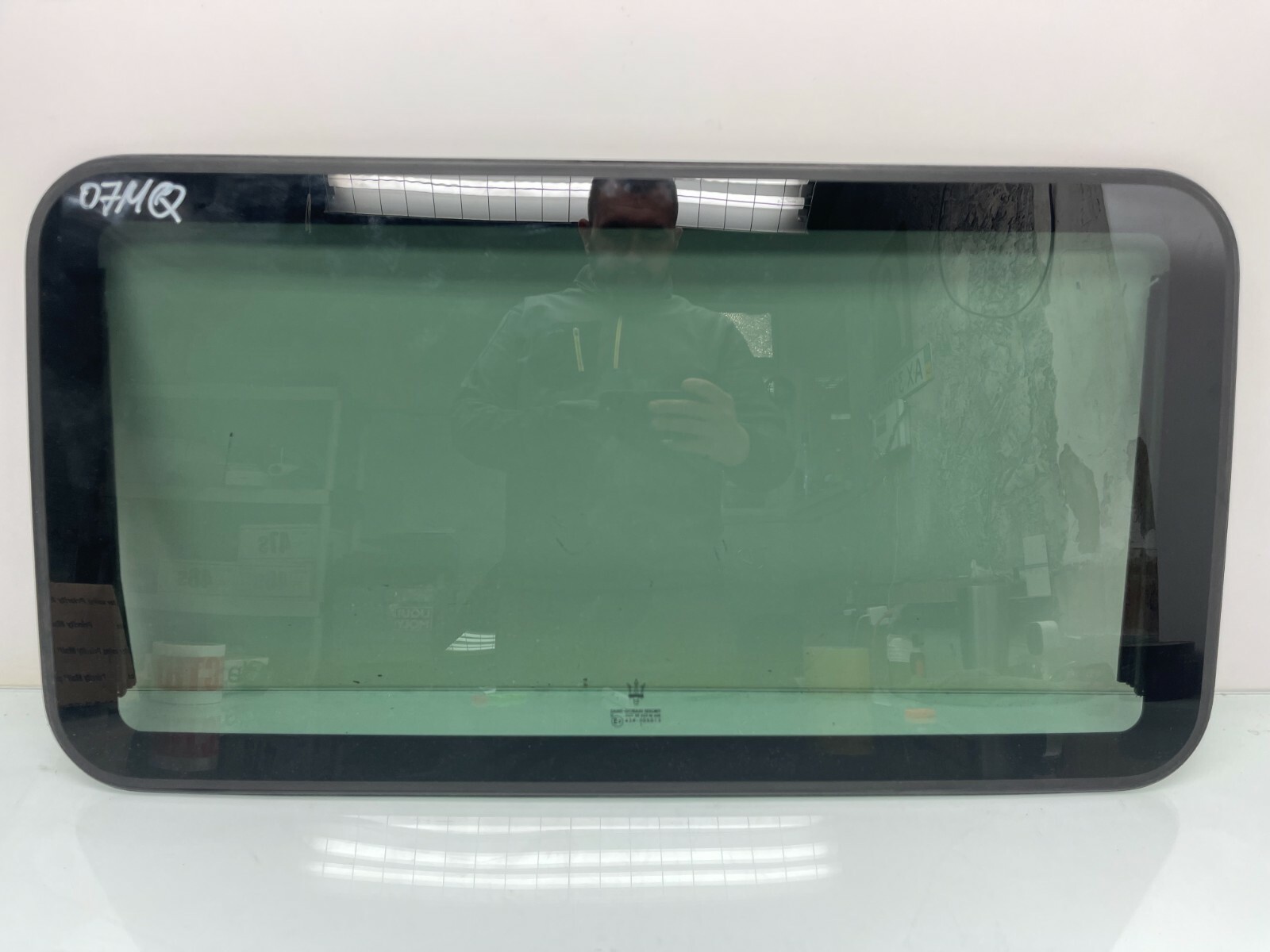 2007 Maserati Quattroporte M139 SUNROOF SUN ROOF SLIDING WINDOW GLASS OEM
