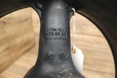 2004 Kawasaki Ninja ZX6R ZX636C REAR WHEEL BACK RIM 41073-1688-R2