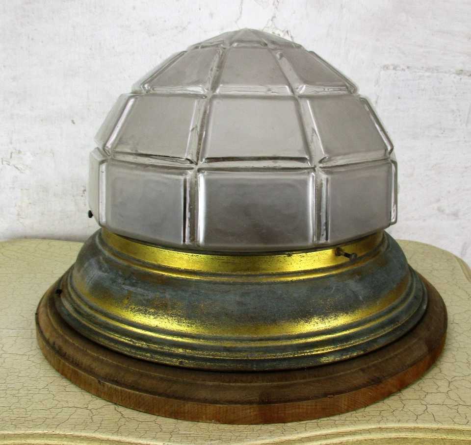 Lámpara de techo grande Art Nouveau Bauhaus Plafonniere montaje empotrado latón Foto 3 de 4