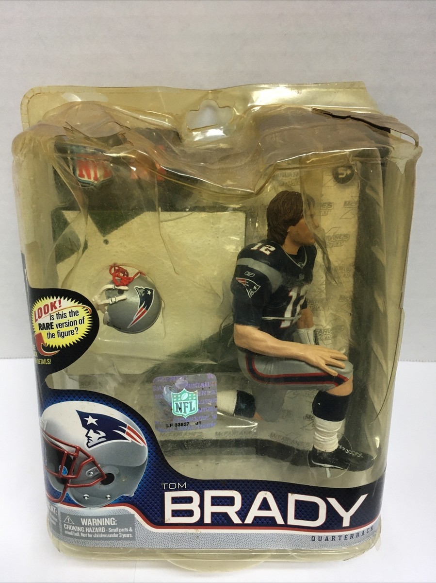 Tom Brady Kneeling 12 McFarlane Toys NFL Series 27 Blue Jersey *BOX  WEAR*