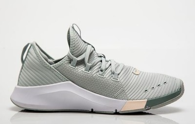 nike women's air zoom elevate training shoes