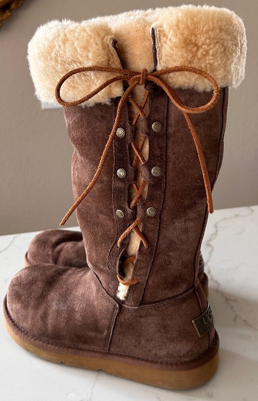NIB UGG  5163 Upside Boots Women’s US Size 7 Shearling Top  Brown Sheepskin